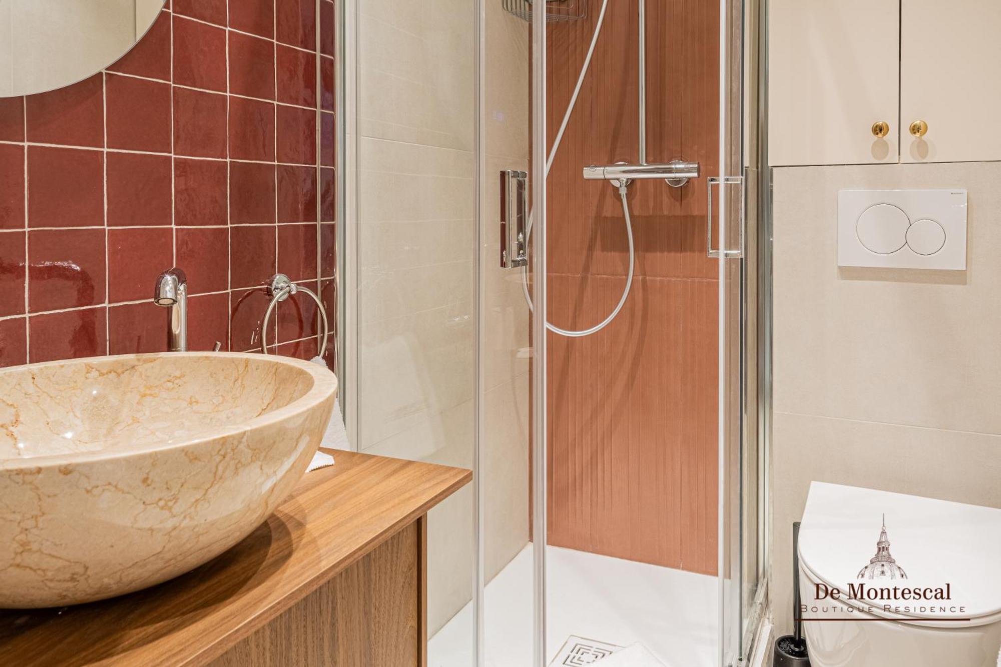 De Montescal- Montparnasse Central With Ac 11 To 14M2 Studio In A Prime Location Paris Bagian luar foto