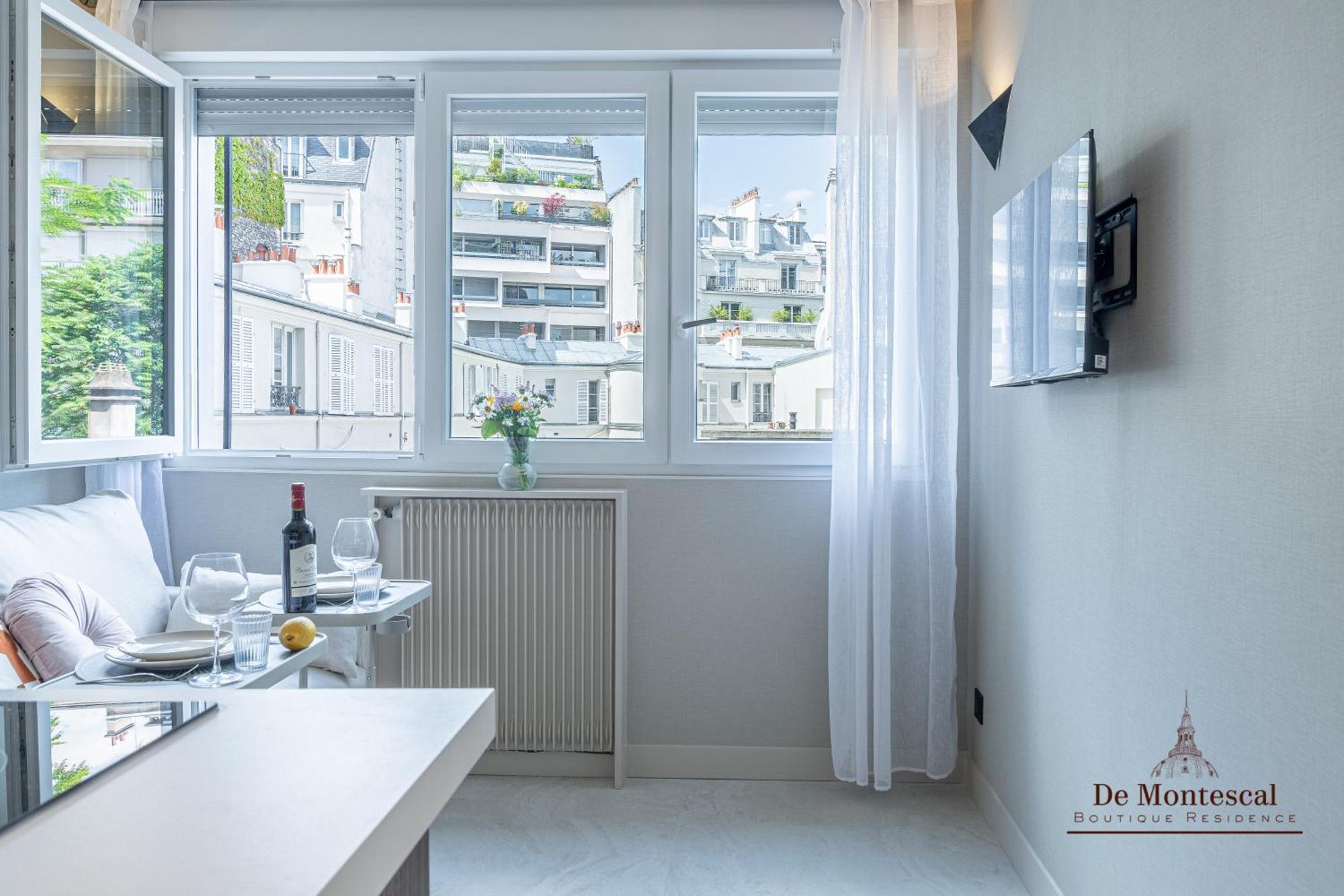 De Montescal- Montparnasse Central With Ac 11 To 14M2 Studio In A Prime Location Paris Bagian luar foto