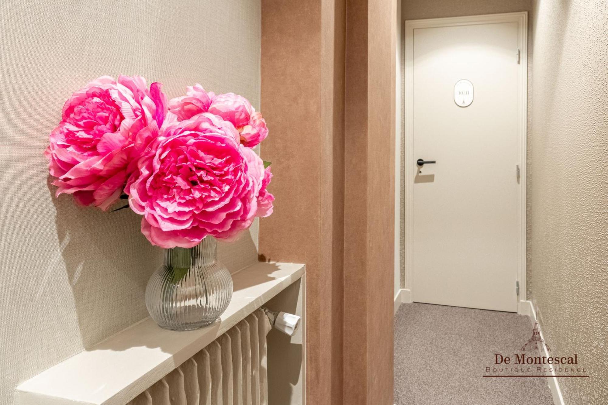 De Montescal- Montparnasse Central With Ac 11 To 14M2 Studio In A Prime Location Paris Bagian luar foto